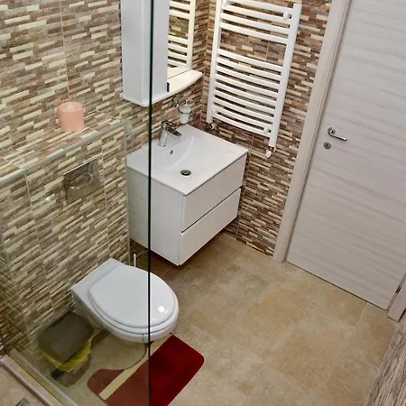 Apartel Arthur Apartmán Năvodari